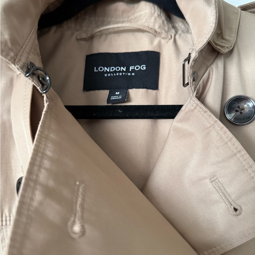 London Fog Classic Tan Double-Breasted Trench Coat - Picture 5 of 10